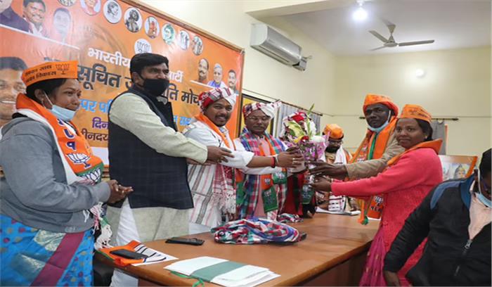 भाजपा के नीति-सिद्धान्तों को जनजाति समाज के बीच पहुंचाए : धर्मपाल सिंह