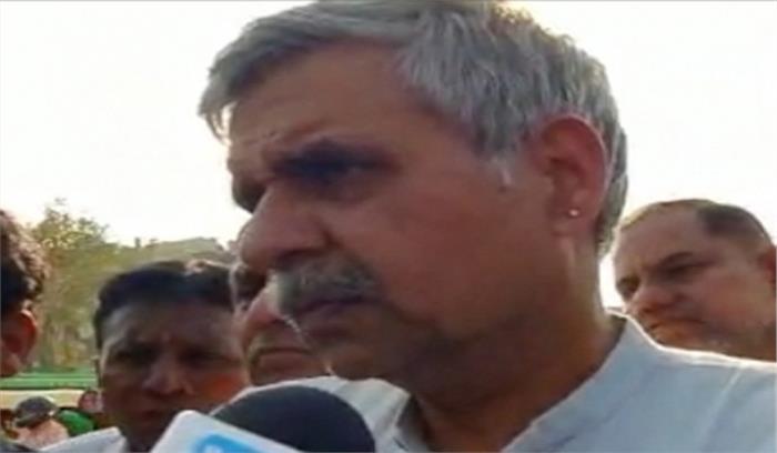 बीजेपी अपने दो एजेंटों- केजरीवाल और ओवैसी का समर्थन कर रही है : संदीप दीक्षित