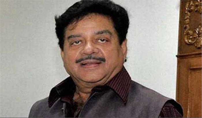 गलतबयानी और नखरे खत्म हो गए हो तो सरकार गुजरात से दिल्ली लौट आए: शत्रुघ्न