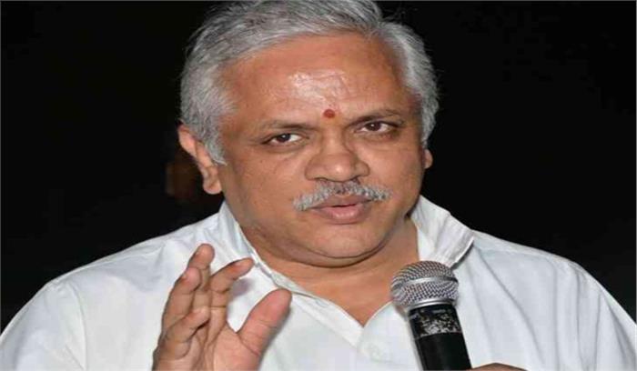 भाजपा महासचिव ने फडणवीस को बताया मैन ऑफ द मैच, शिवसेना पर साधा निशाना