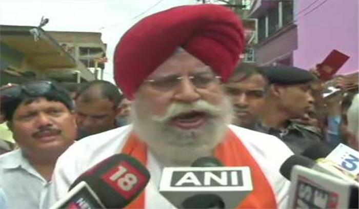 भाजपा प्रतिनिधिमंडल ने हिंसाग्रस्त भाटपारा का दौरा किया