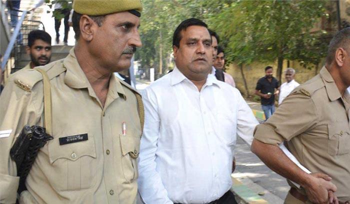 गाजियाबाद के पूर्व विधायक अमरपाल शर्मा जेल से हुए रिहा गाजियाबाद के पूर्व विधायक अमरपाल शर्मा जेल से हुए रिहा
