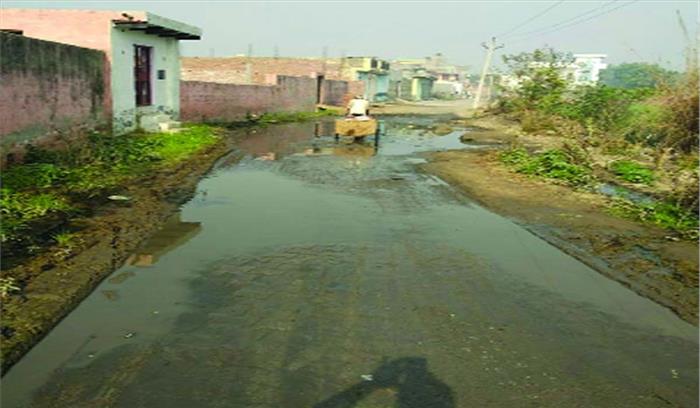 सपना बनकर रह गया गडढ मुक्त सड़कों का दावा