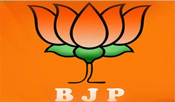 भाजपा की कठुआ बलात्कार मामले में गुलाम अहमद को पद से हटाने की मांग भाजपा की कठुआ बलात्कार मामले में गुलाम अहमद को पद से हटाने की मांग