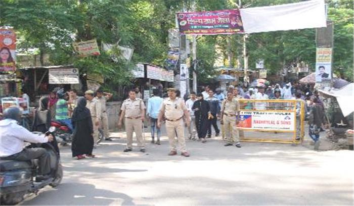 अमरपाल के आने की सूचना पर अदालत बना छावनी