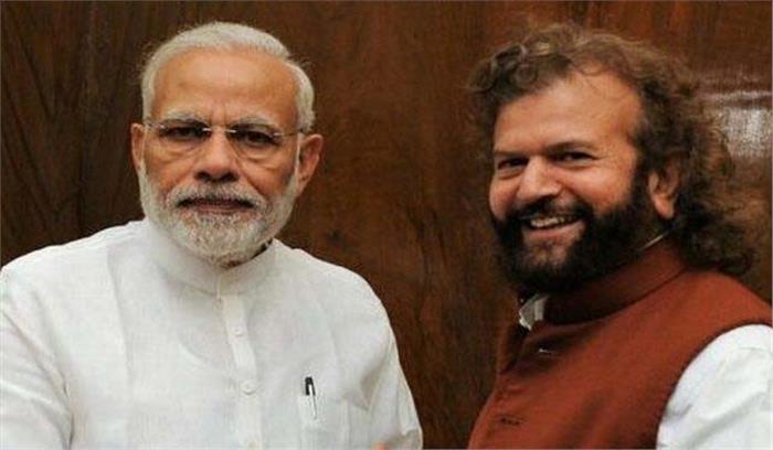 बीजेपी ने उदित राज का टिकट काटा, हंसराज हंस को बीजेपी ने बनाया प्रत्याशी 