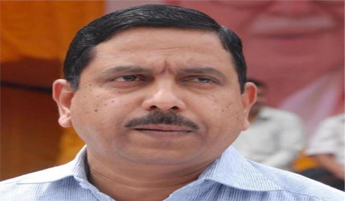 भाजपा सांसद ने पकौड़े पर किया कटाक्ष, कांग्रेस ने की निंदा 