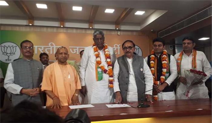 समाजवादी पार्टी से एलएलसी वीरेंद्र सिंह भाजपा में शामिल समाजवादी पार्टी से एलएलसी वीरेंद्र सिंह भाजपा में शामिल