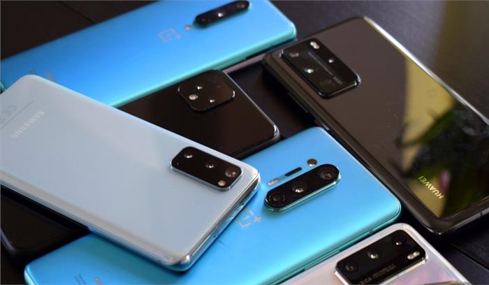 चुनावी वादे को पूरा करेगी त्रिपुरा सरकार, विद्यार्थियों को देगी स्मार्ट फोन