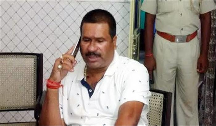 नीतीश कुमार को परिस्थितियों का सीएम बताने वाले MLC टुन्ना पांडेय बीजेपी से निलंबित नीतीश कुमार को परिस्थितियों का सीएम बताने वाले MLC टुन्ना पांडेय बीजेपी से निलंबित