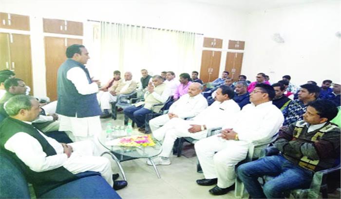 मायावती के जन्मदिवस के लिए लोकसभा प्रभारी ने किया जनसंपर्क मायावती के जन्मदिवस के लिए लोकसभा प्रभारी ने किया जनसंपर्क