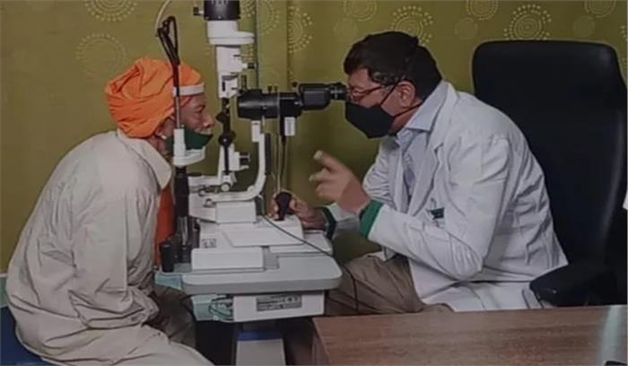 बाबा का ढाबा दंपति की आंखों में मोतियाबिंद, मंगलवार को फिर होगी सर्जरी