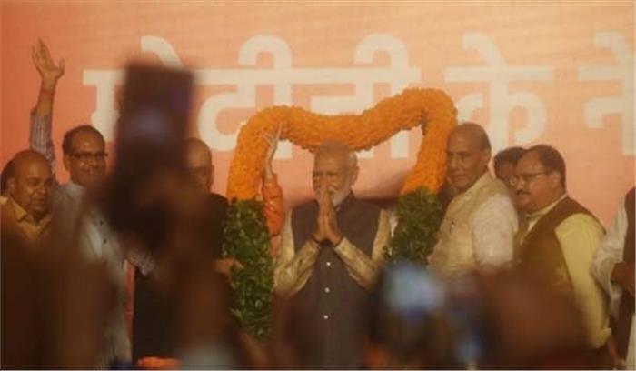 बुरे इरादे से कोई काम नहीं करूंगा, सबको साथ लेकर चलूंगा : मोदी बुरे इरादे से कोई काम नहीं करूंगा, सबको साथ लेकर चलूंगा : मोदी