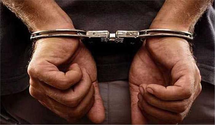 उत्तर प्रदेश : मुठभेड़ में दो बदमाश गिरफ्तार​​​​​​​