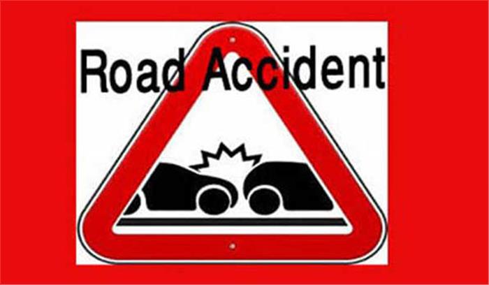 उप्र : सड़क हादसे में छह लोगों की मौत 19 घायल