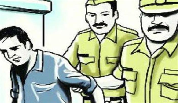 सहारनपुर में इनामी बदमाश गिरफ्तार सहारनपुर में इनामी बदमाश गिरफ्तार