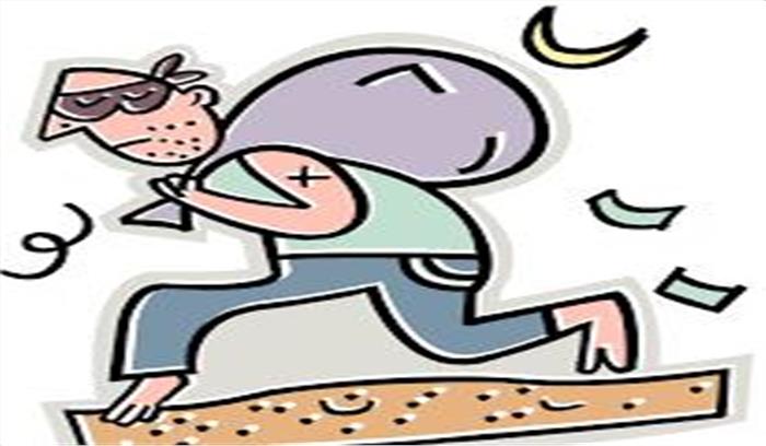 छात्र से मोबाइल व बिजनेसमैन सोने की चेन लूटी