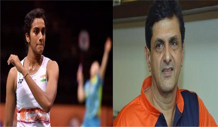 पी.वी. सिंधु को बड़ी प्रतियोगिताओं को प्राथमिकता देने की जरूरत है:  प्रकाश पादुकोण