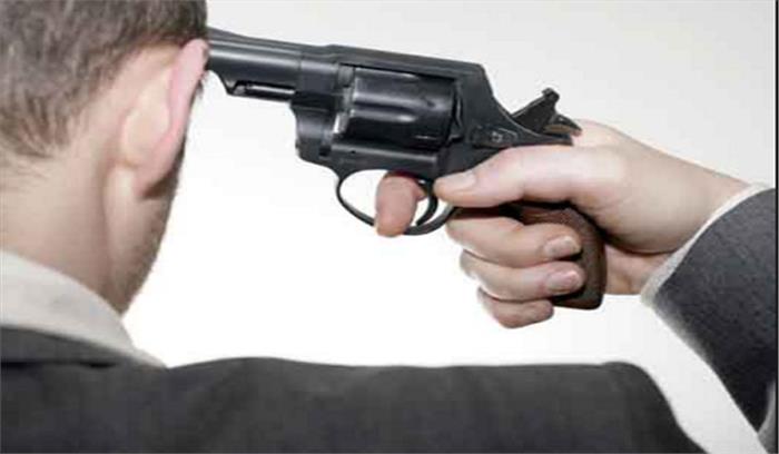 कर्नाटक में सिपाही ने की आत्महत्या