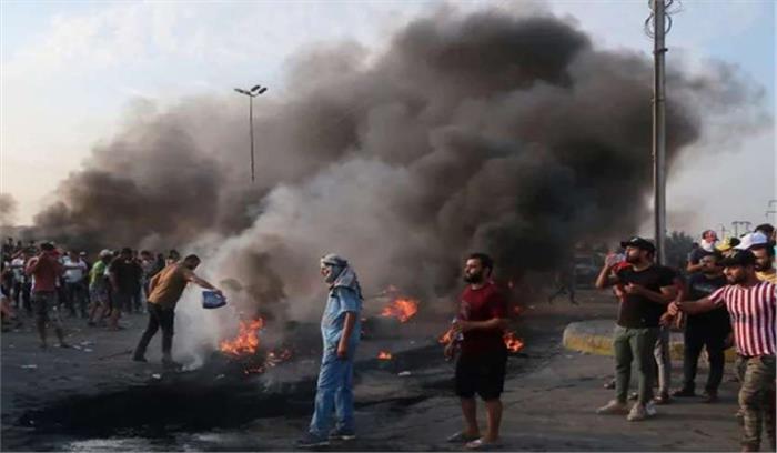 बगदाद के गवर्नर ने दिया इस्तीफा, प्रदर्शन जारी