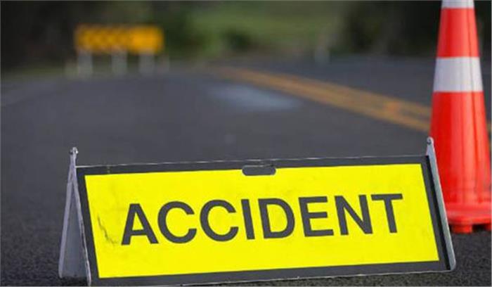 उत्तर प्रदेश: सड़क हादसे में कार सवार चार छात्रों की मृत्यु