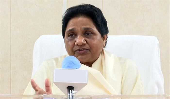 वैक्सीन के निर्माण और टीकाकरण को लेकर राजनीतक दलों से विवाद खत्म हो: मायावती