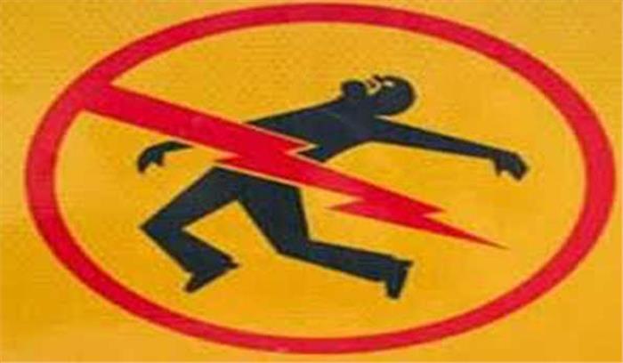 उप्र: ट्रैक्टर ट्रॉली में बिजली का तार छूने से दो की मौत