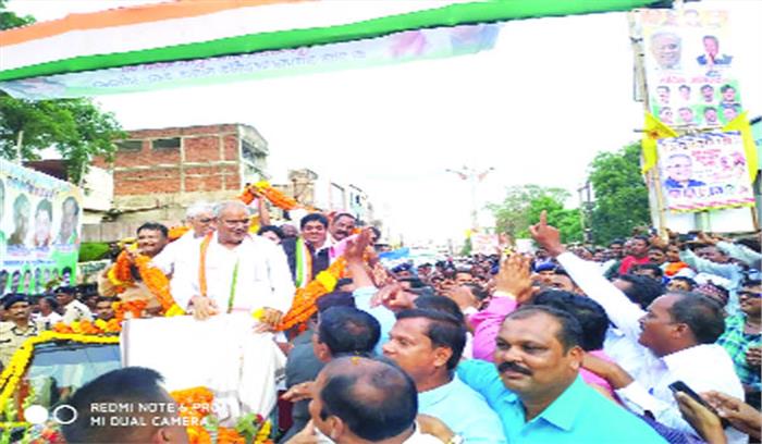 संविधान के दायरे में रहकर बढ़ाया आरक्षण की सीमा : मुख्यमंत्री