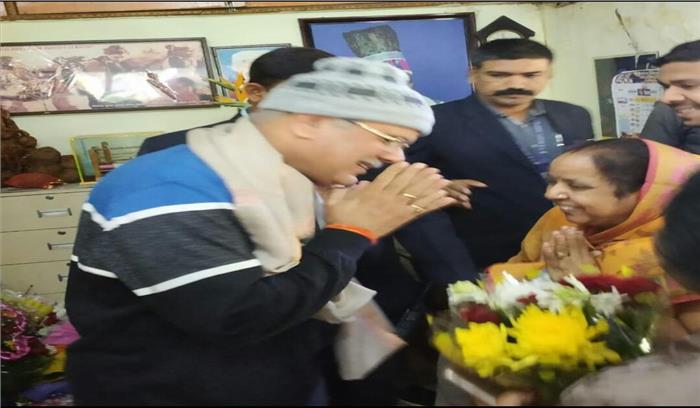 अनिला को मंत्री बनाने की मांग