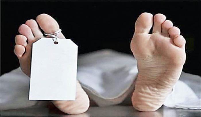 बलरामपुर में शव मिलने से सनसनी बलरामपुर में शव मिलने से सनसनी