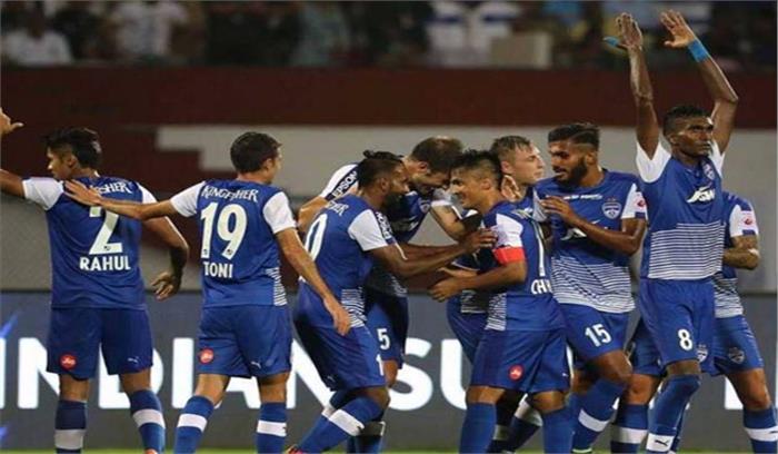आईएसएल-4 : बेंगलुरू ने अपने पहले मैच में मुम्बई को 2-0 से हराया