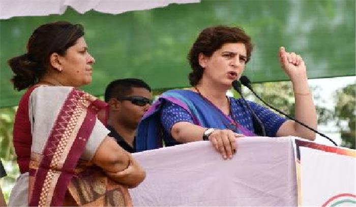 बापू का हत्यारा कैसे हो सकता है देशभक्त : प्रियंका