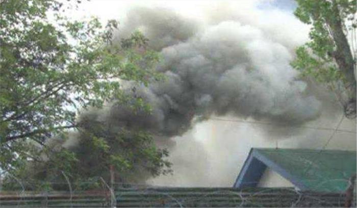 बारामुला: सेना के सिग्नल केंद्र में लगी आग, बुरी तरह क्षतिग्रस्त