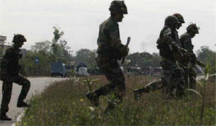 जम्मू- कश्मीर में सुरक्षाबलों और आतंकवादियों के बीच मुठभेड़