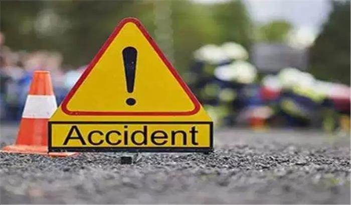 उप्र: सड़क हादसे में चार लोगों की मौत