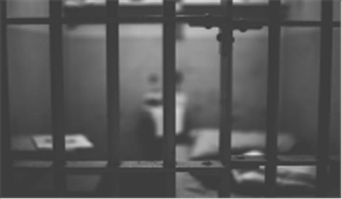 फिर से खबरों में आया बरेली का कपल, पति को भेजा गया जेल