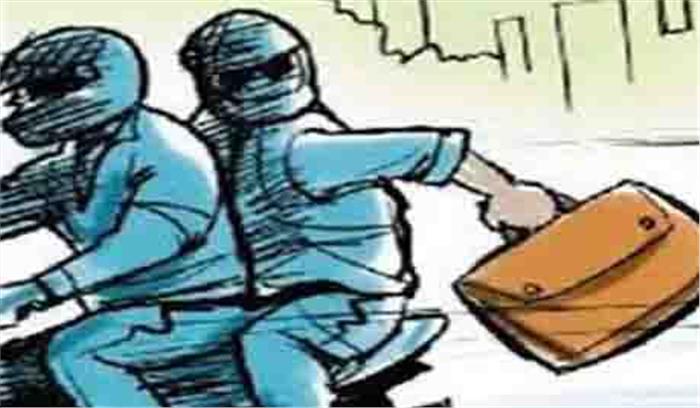 बरेली में पुलिसकर्मी के घर लूटपाट