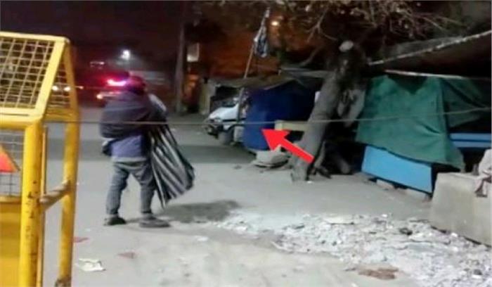 बैरिकेड के तार में फंसकर युवक की मौत, एसएचओ लाइन हाजिर, चार पुलिसकर्मी निलंबित