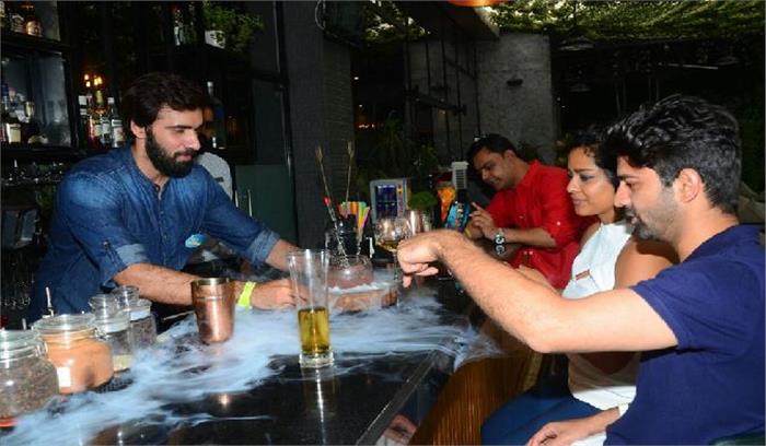 बरुण सोबती को बनना पड़ा शेफ