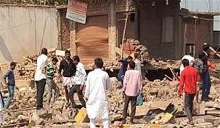 कर्नाटक में छत गिरने से एक ही परिवार के छह लोगों की मृत्यु