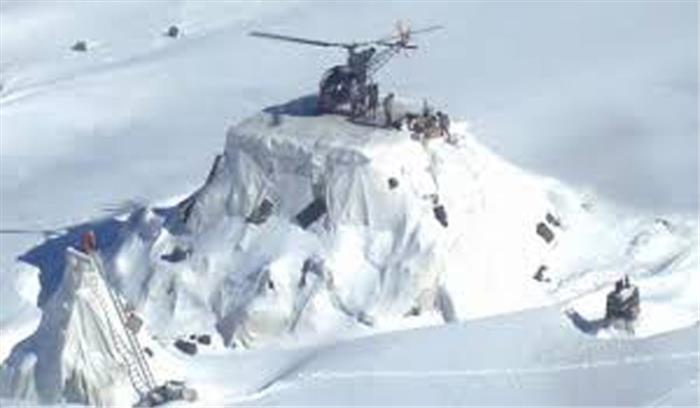 35 सालों से जारी है बेमायने की जंग जिस सियाचिन हिमखंड पर, वहां अब पर्यटक घूमेंगें! 35 सालों से जारी है बेमायने की जंग जिस सियाचिन हिमखंड पर, वहां अब पर्यटक घूमेंगें!