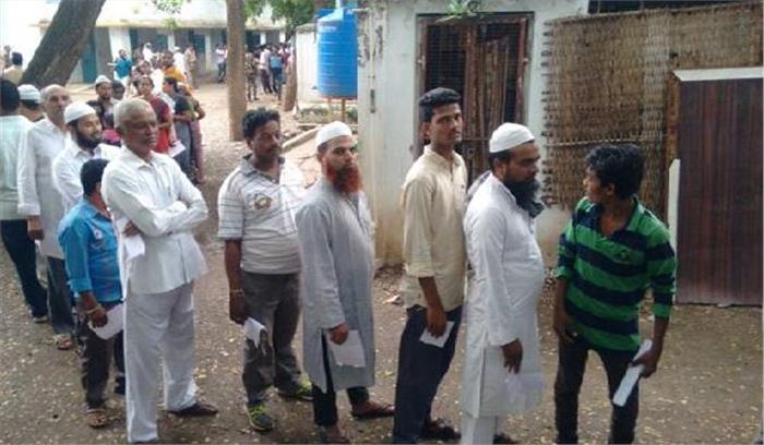 बवाना सीट पर उपचुनाव के लिए मतदान जारी