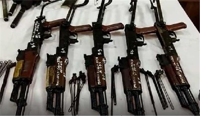 बिहार : एके-47 के साथ 4 तस्कर गिरफ्तार