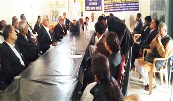 संविधान की उद्देशिका का वाचन कर बताया महत्व