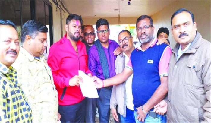 शिक्षक महासंघ ने विधायक छाबड़ा से लगाई गुहार शिक्षक महासंघ ने विधायक छाबड़ा से लगाई गुहार