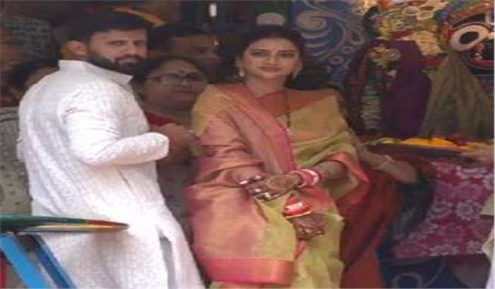 इस्कॉन की रथ यात्रा में शामिल हुईं नुसरत, एकता का दिया संदेश