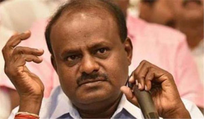 कर्नाटक में आयकर विभाग की छापेमारी बदले की राजनीति: कुमारस्वामी