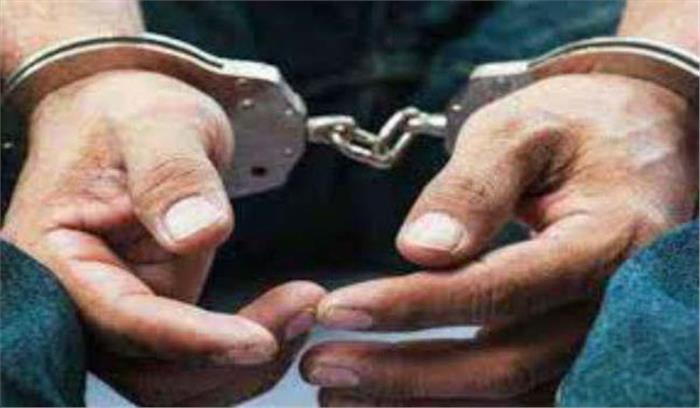 बेंगलुरु में 2 चंदन की लकड़ी तस्कर गिरफ्तार