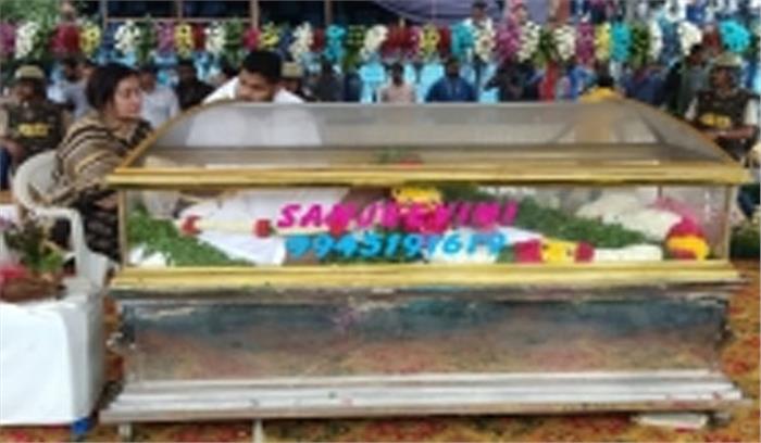 एम.एच. अंबरीश के अंतिम संस्कार के लिए स्टूडियो में सुरक्षा कड़ी की गई