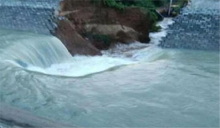 भागलपुर: नीतीश के उद्घाटन से पहले टूटा बांध